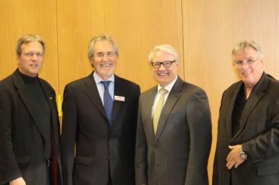 Marcus Mombauer, Dr. Reinhold Henseler, Karsten Mring, Wolfgang Bscher (Bild: Robert Scheuermeyer)