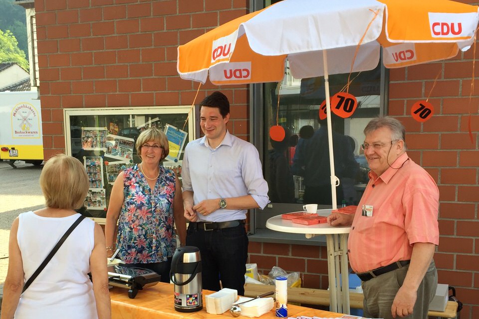 Canvassing CDU Waffeln (Bild: Robert Scheuermeyer)